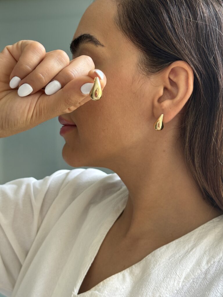 گوشواره طلا بوتگا ونتا طرح قطره زنانه