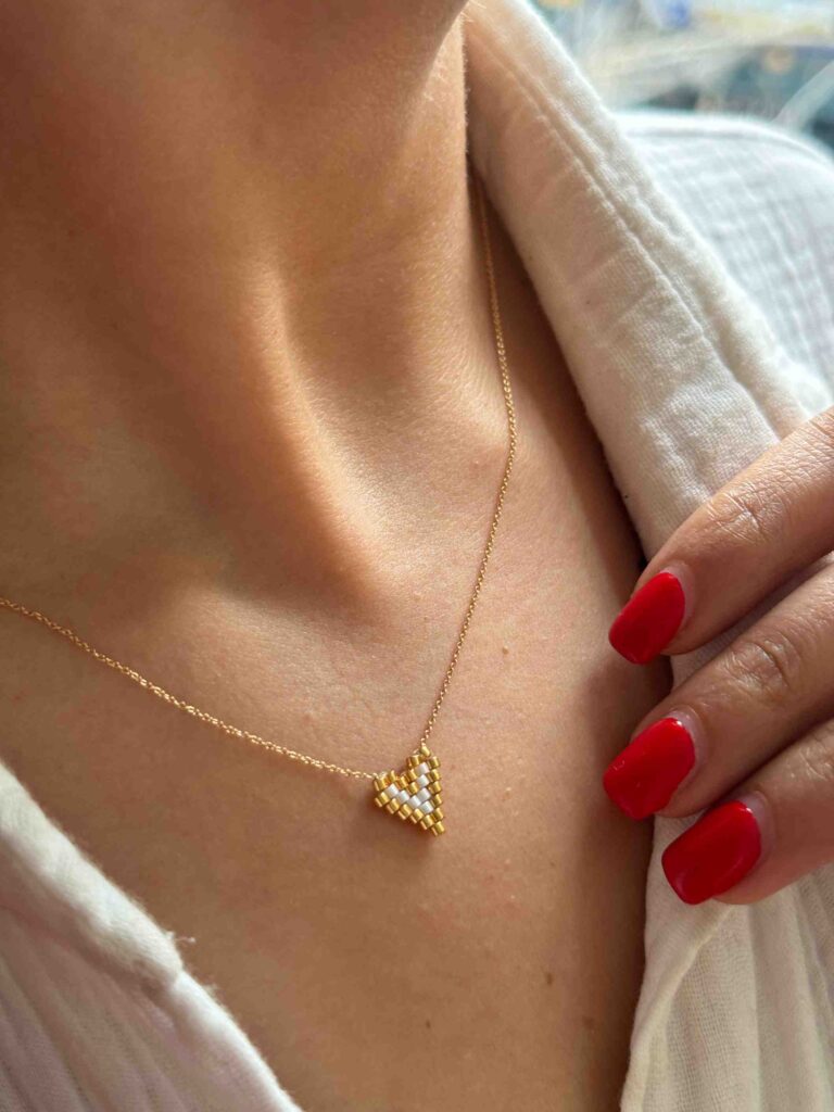 گردنبند متصل طلا یک قلب سفید میوکی و زنجیر زنانه کادویی