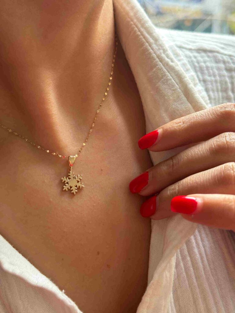 آویز طلا دانه برف زنانه