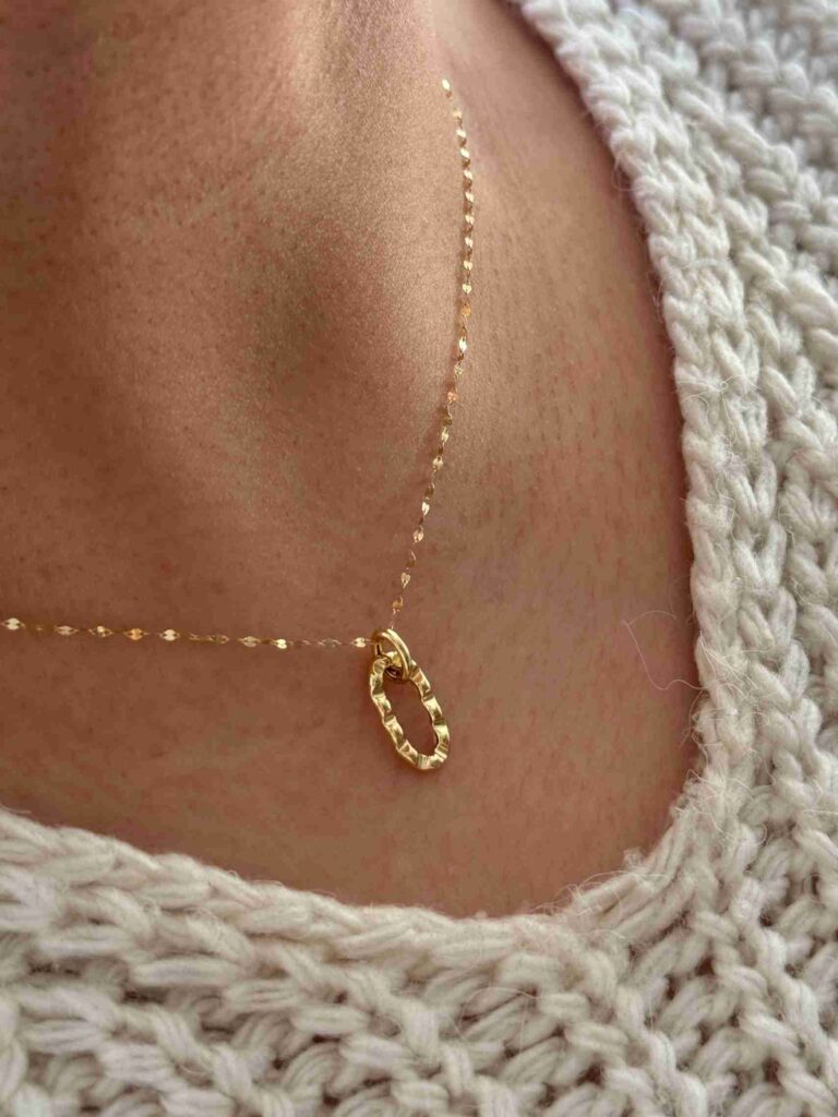 آویز طلا بیضی موج دار زنانه دخترانه کادویی