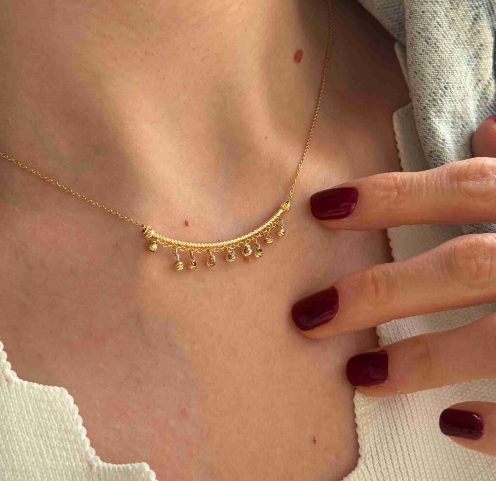 گردنبند طلا متصل مفتولی و گوی البرنادو آویز زنانه دخترانه کادویی