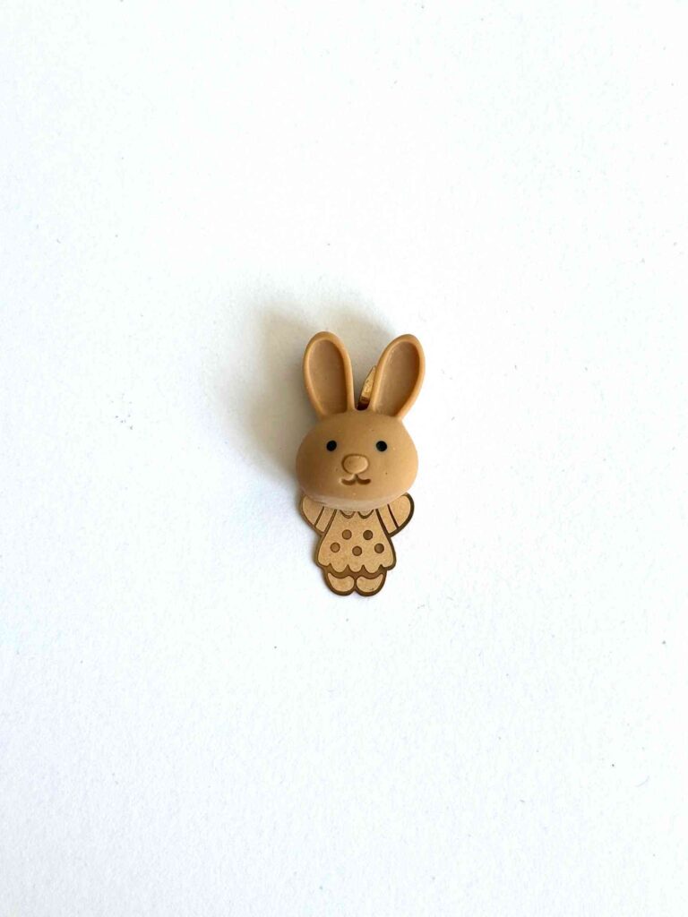 آویز طلا عروسک خرگوش قهوه ای پیراهن خالدار دخترانه کودکانه کادویی