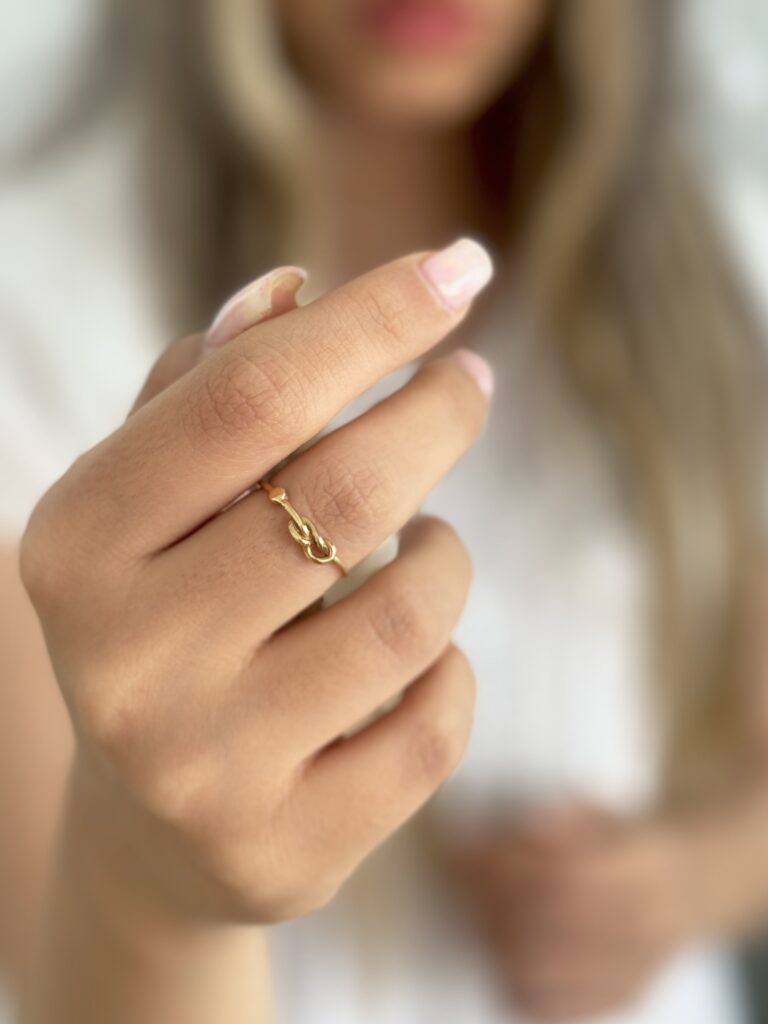 انگشتر طلا گره مفتولی و نقطه زنانه دخترانه کادویی