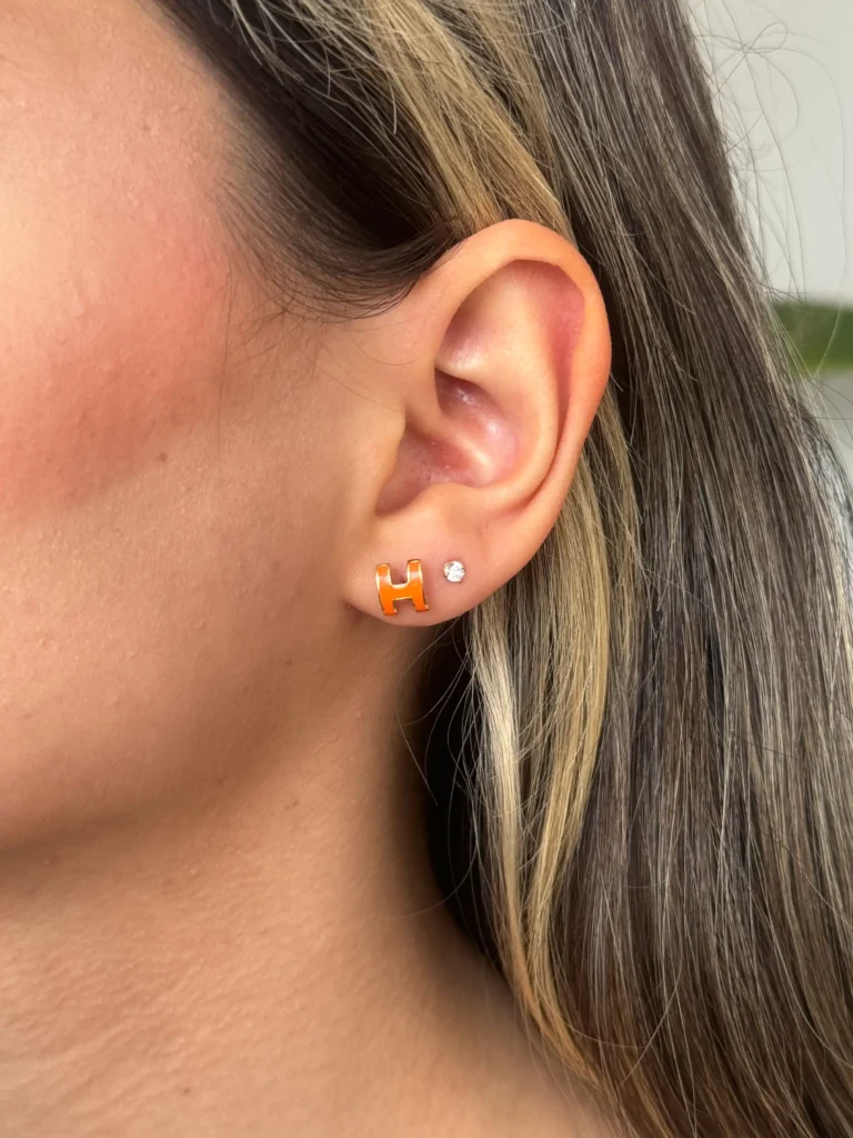 گوشواره طلا میخی هرمس نارنجی مینا کاری زنانه دخترانه کادویی