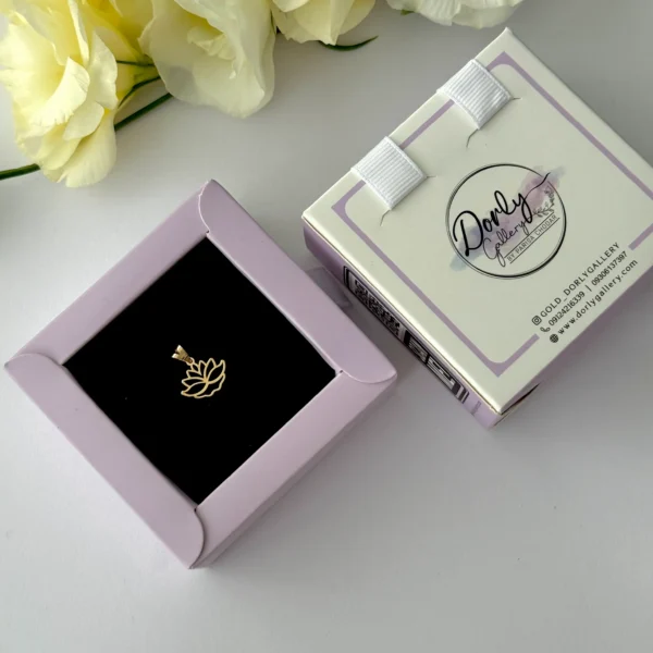 آویز طلا گل نیلوفر آبی لیزری زنانه دخترانه کادویی