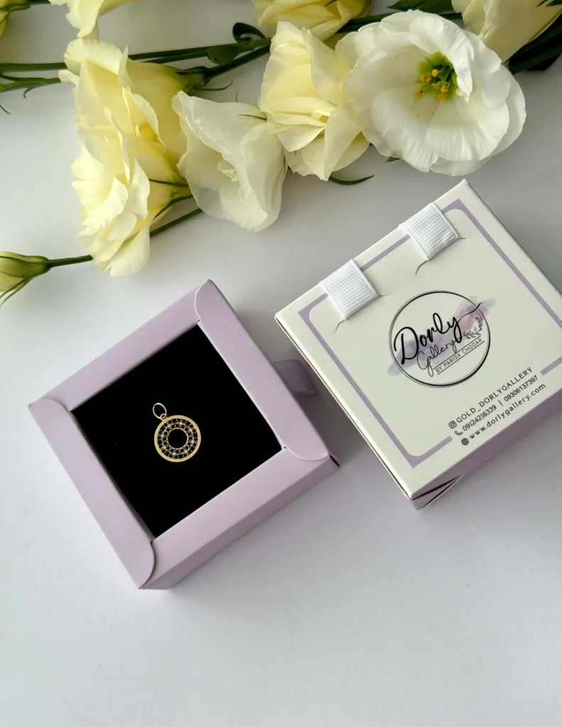 آویز طلا گل چهار پر دور دایره لیزری زنانه دخترانه کادویی