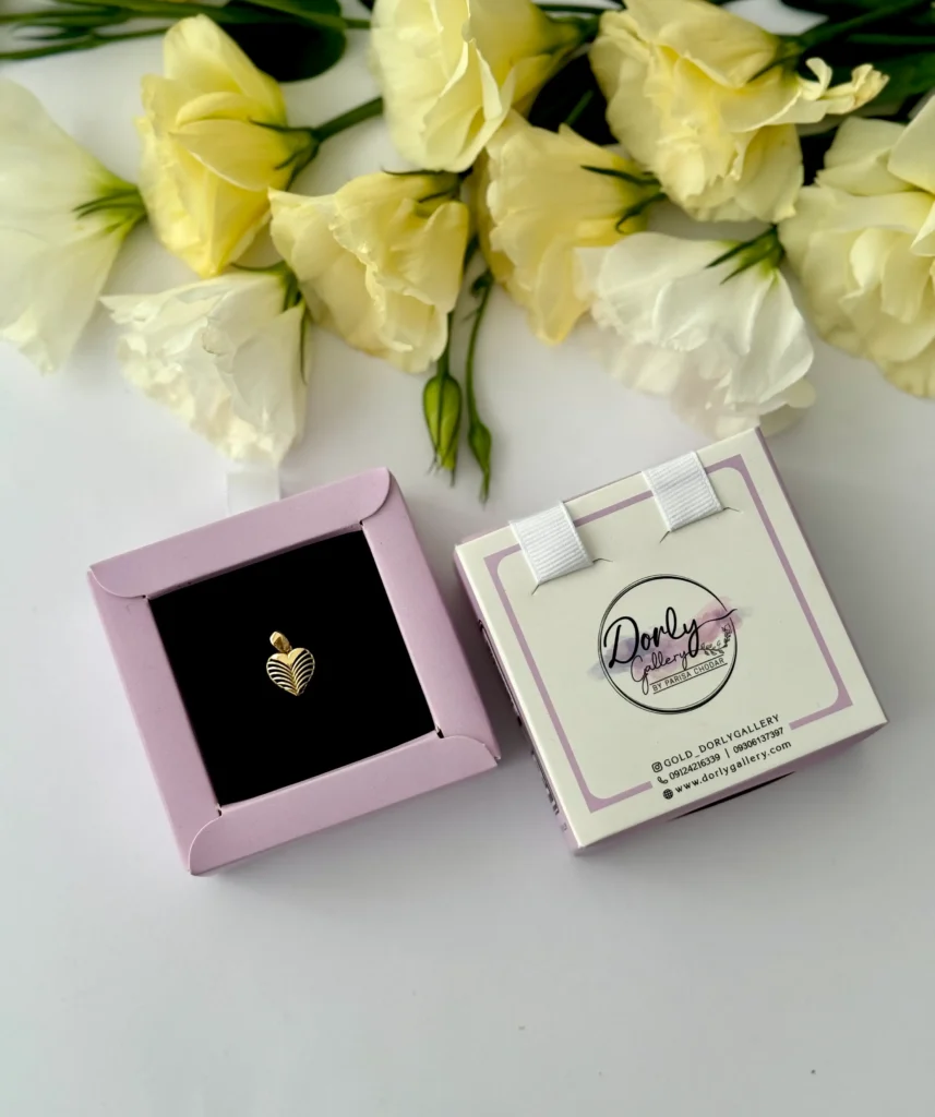 آویز طلا قلب برگی خط خطی زنانه دخترانه کادویی