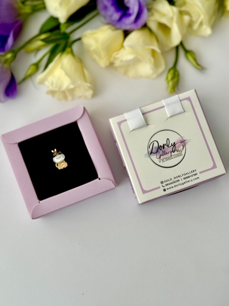 آویز طلا عروسک گربه سفید شیشه ای رزین دخترانه کودکانه کادویی