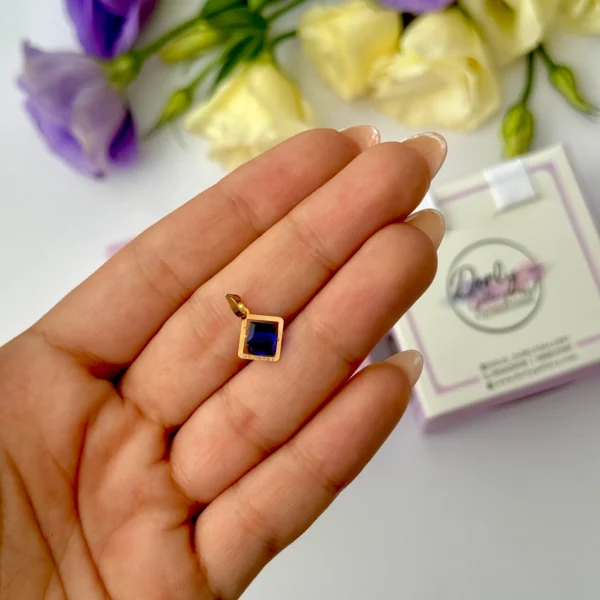 آویز طلا سوارفسکی مکعب آبی تیره زنانه دخترانه کادویی