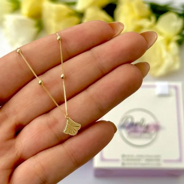 گردنبند طلا زنجیر متصل ابریشمی چهار گوی و بادبزن هفت رنگ آویز زنانه دخترانه کادویی