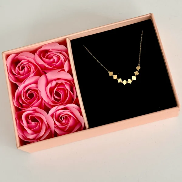 گردنبند طلا زنجیر متصل هشت لوزی تو هم زنانه دخترانه کادویی