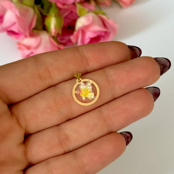 آویز طلا دایره و پروانه نیمه سنگی زرد شاینی زنانه دخترانه کادویی