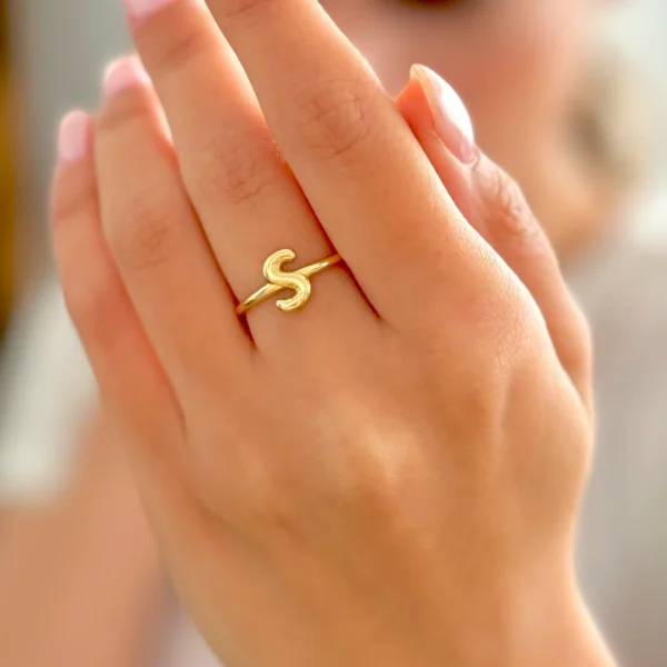 انگشتر طلا حرف S بادکنکی زنانه دخترانه کادویی